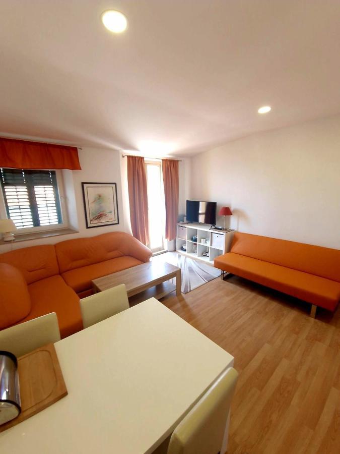 Apartments Eis Baška Zewnętrze zdjęcie